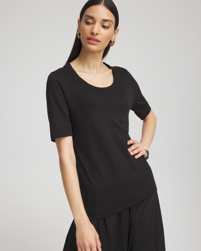 Women's Scoop Neck Tee - Black