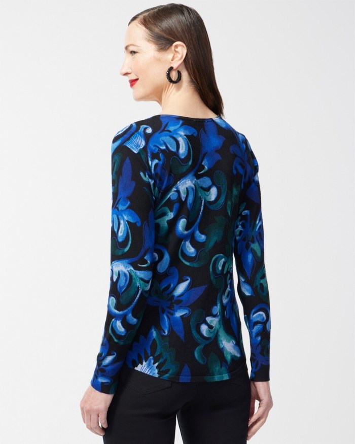 Women's Blue Scrolls V-neck Pullover Sweater - Enchanted Forest