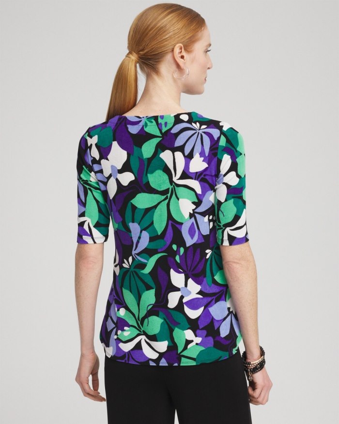 Women's Travelers Floral V-neck Top - Purple Nightshade