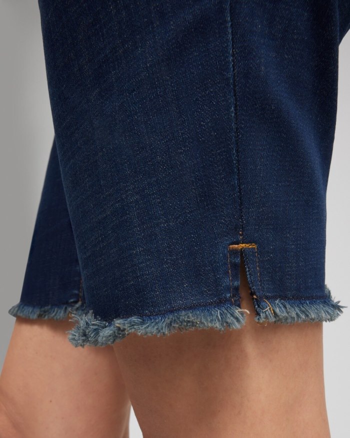 Women's Girlfriend 7" Fray Hem Shorts - Rainier Indigo