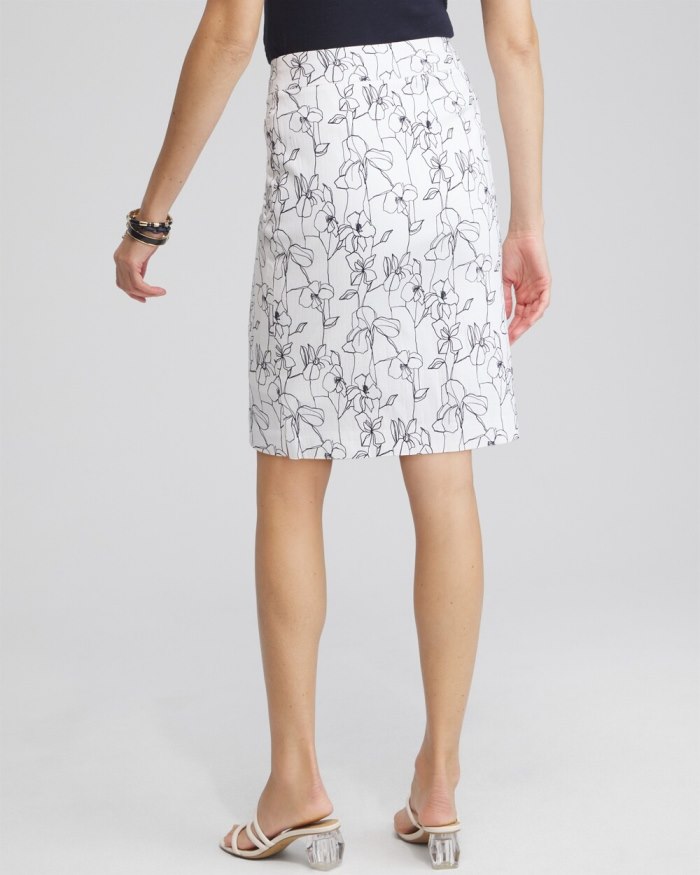 Women's Brigitte Pull-On Floral Skort - Alabaster/Classic Navy