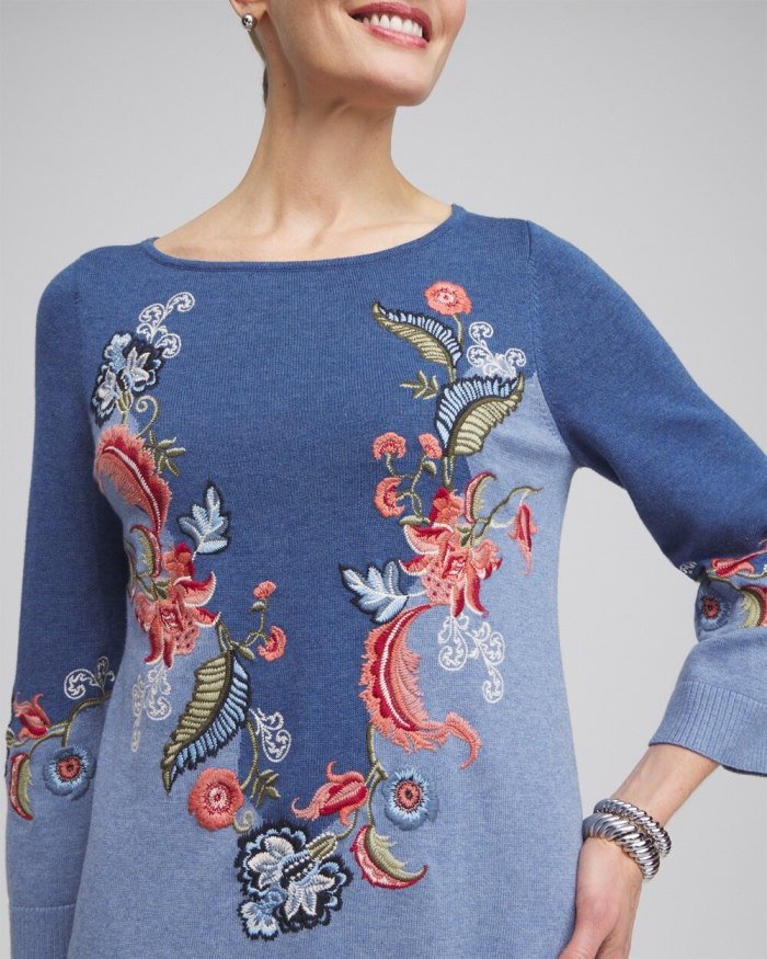 Women's Floral Embroidered Kurta Sweater - Faded Indigo Heather Med