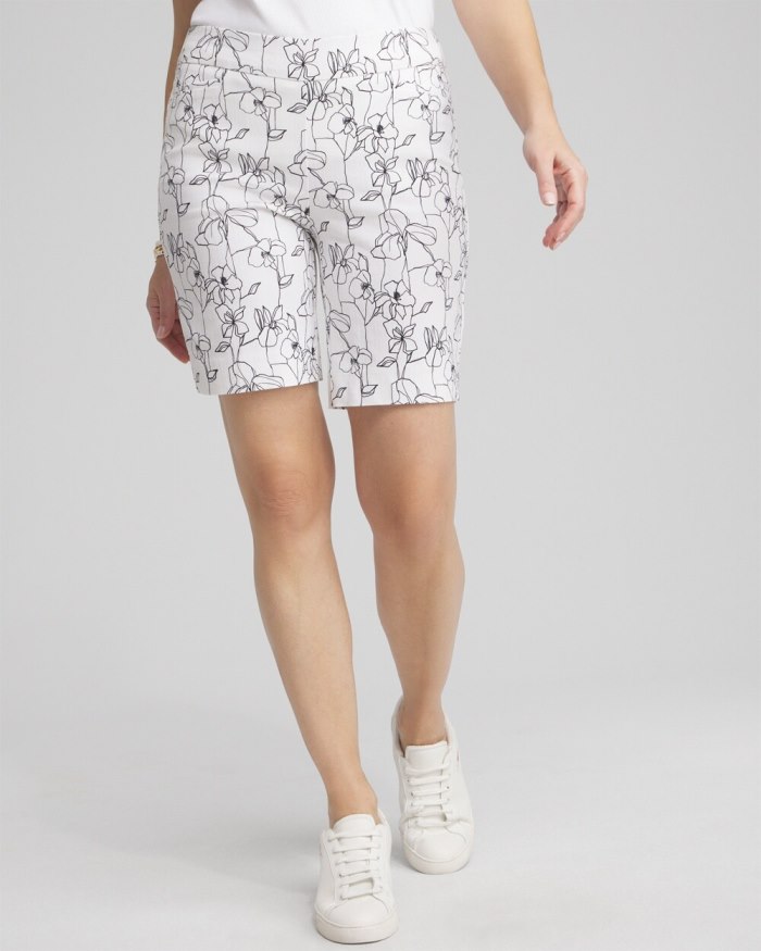 Women's Brigitte Floral 7" Shorts - Alabaster/Classic Navy