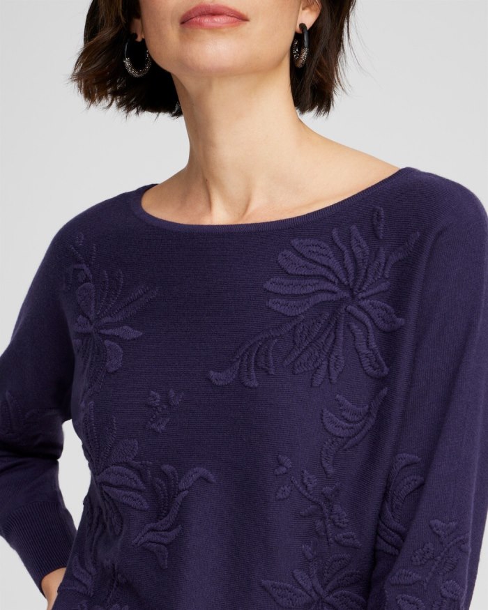 Women's Purple Textured Floral Pullover Sweater - Dewberry