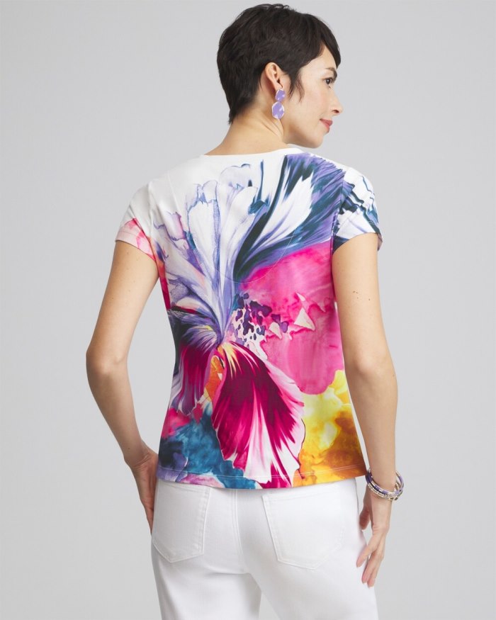 Women's Floral V-neck Perfect Tee - Alabaster