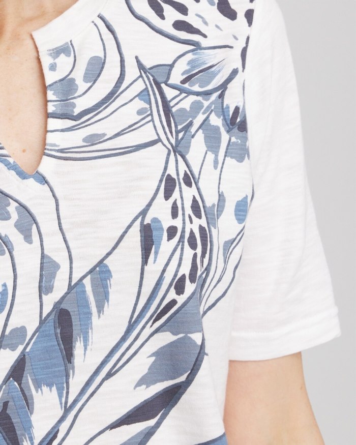 Women's Floral Notch Neck Tee - Alabaster