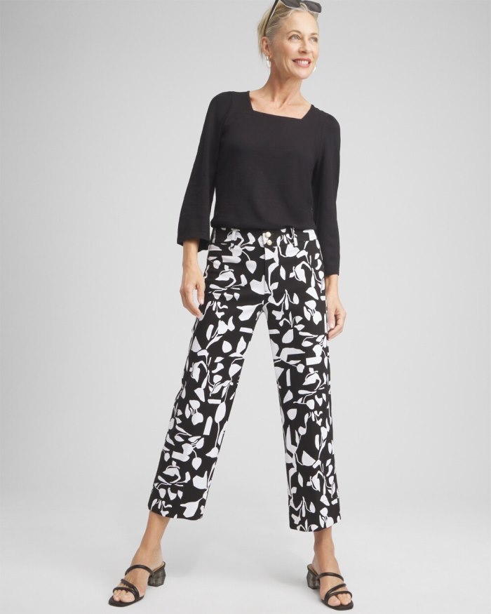 Women's Abstract Print Trapunto Cropped Pants - Black/White