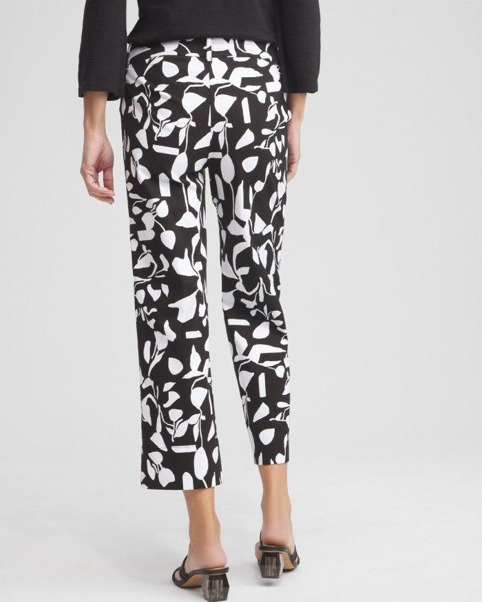 Women's Abstract Print Trapunto Cropped Pants - Black/White