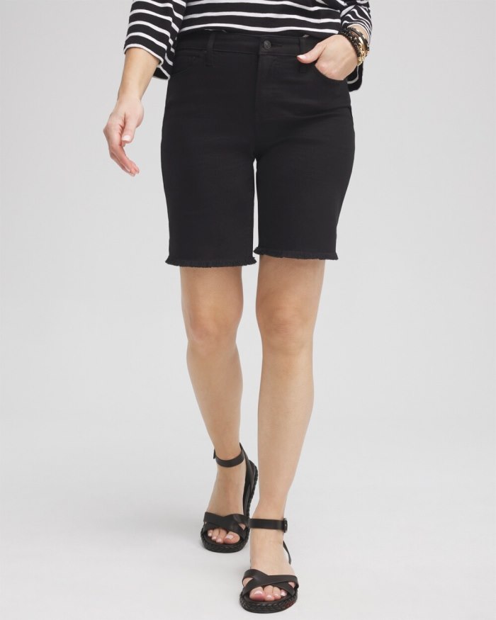 Women's Girlfriend 7" Fray Hem Shorts - Black