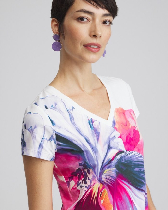 Women's Floral V-neck Perfect Tee - Alabaster