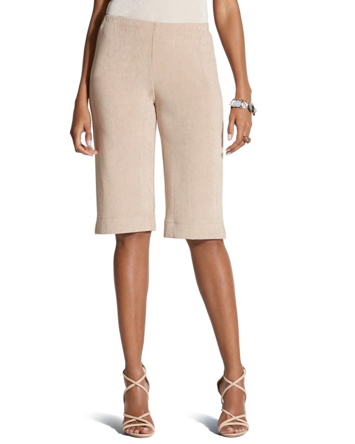 Women's Travelers Classic Bermuda Lake Shorts - Mojave Sand - Click Image to Close