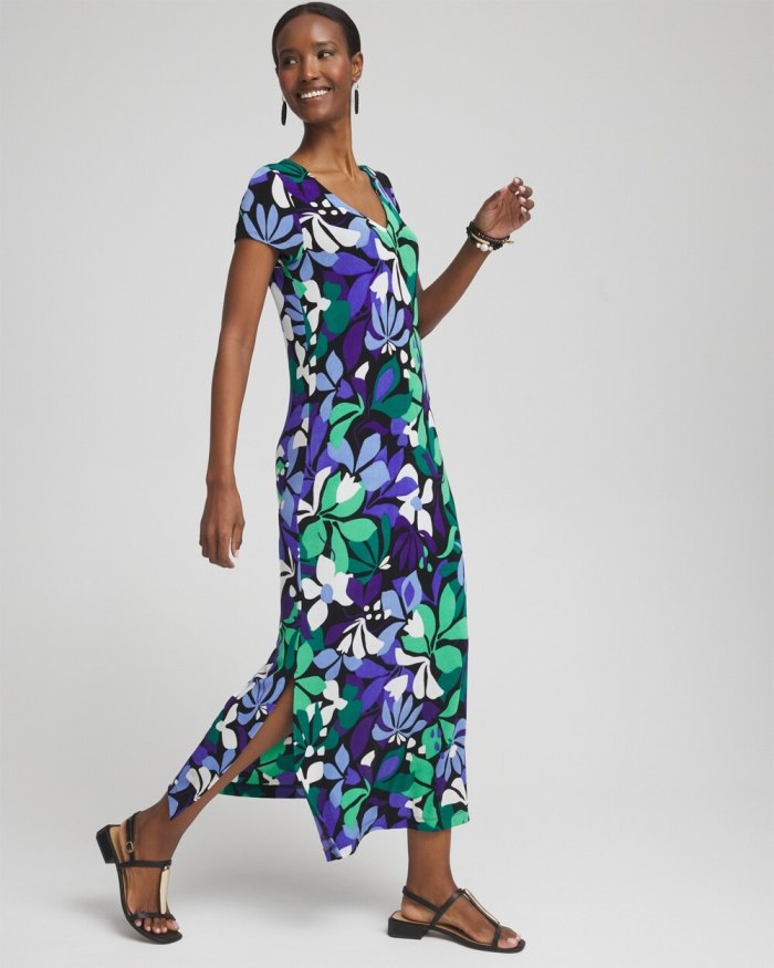 Women's Travelers Floral V-neck Maxi Dress - Purple Nightshade