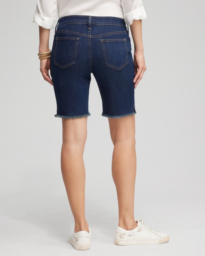 Women's Girlfriend 7" Fray Hem Shorts - Rainier Indigo