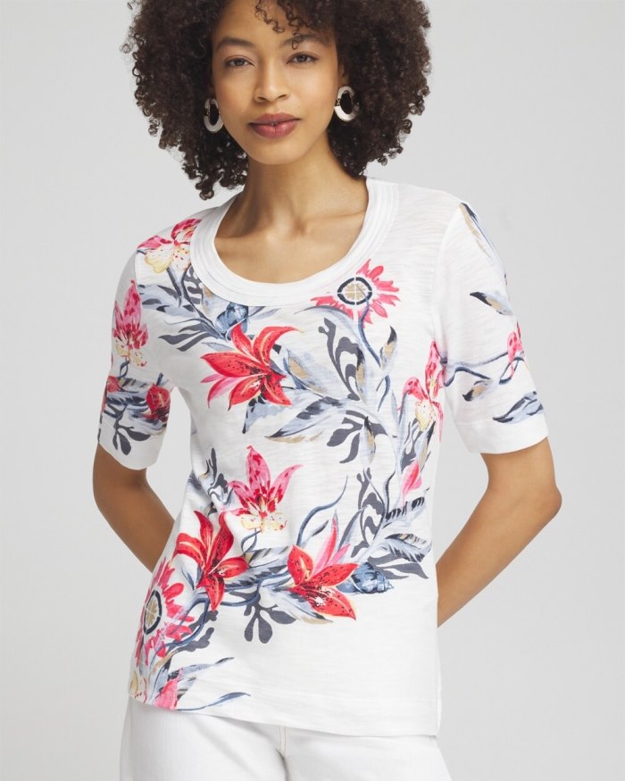 Women's Floral Scoop Neck Tee - Alabaster