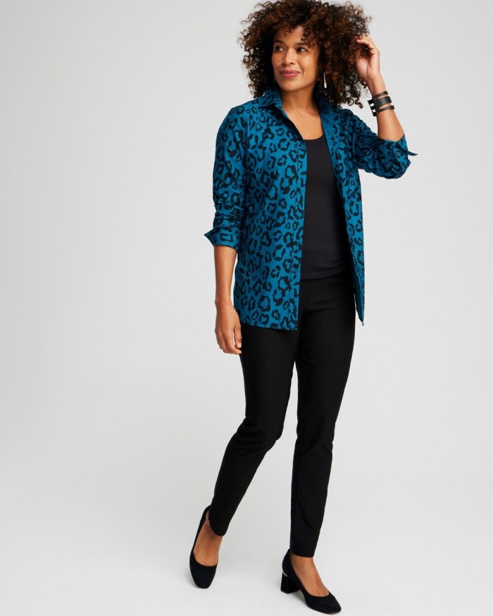 Women's No Iron Stretch Animal Print Shirt - Moonlit Teal